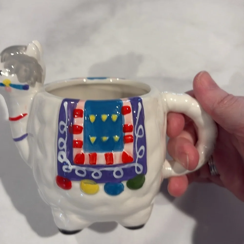 Lama decorative mug small size.